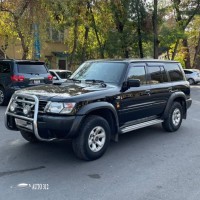 Nissan Patrol, 2000